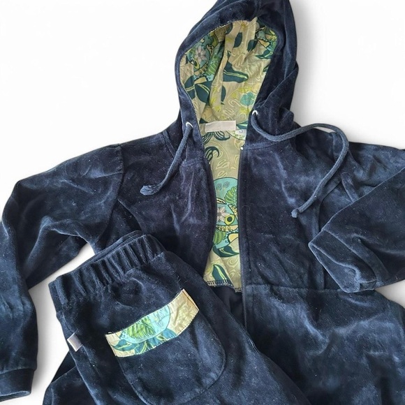 Boutique Addie & Ella Velvet Navy Set - Size 5, Cozy & Chic ✨ - Picture 3 of 8